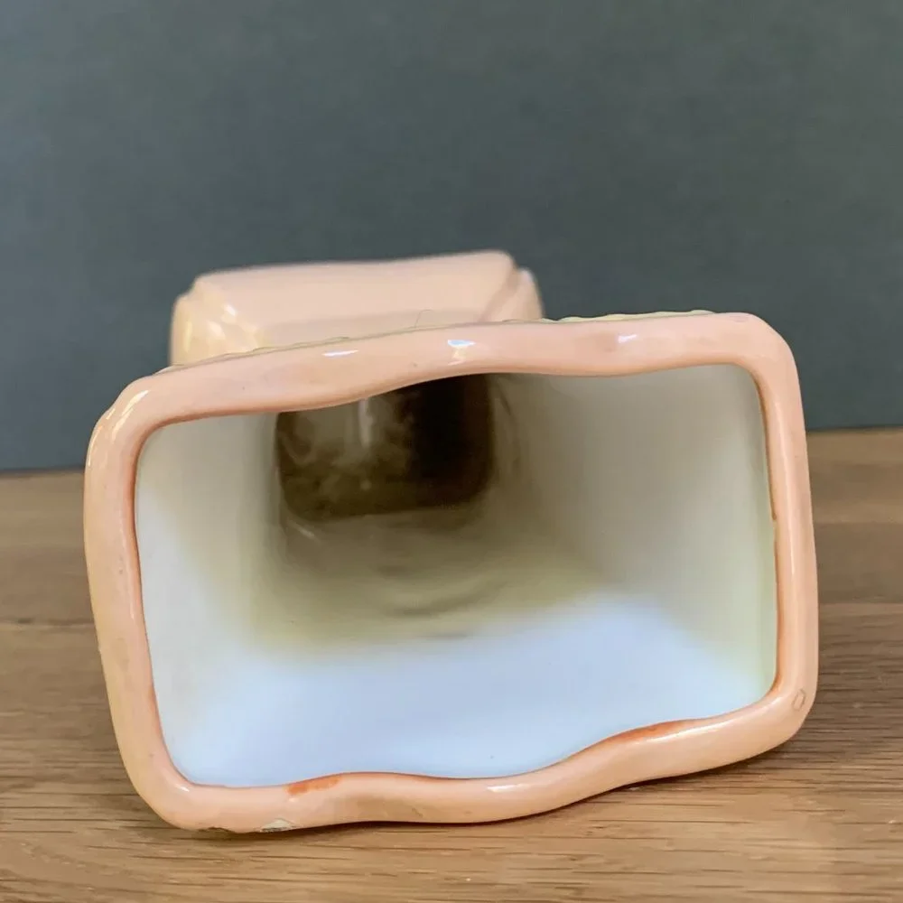 VTG Vase Cameo -like Handles Woman Ceramic Soft Pink - Picture 10 of 12